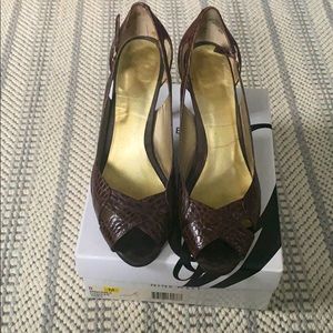 Nine West peep toe brown croc like skin